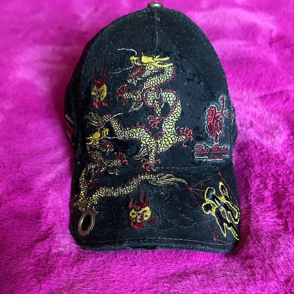 Embroidered Dragon Black Cap - Picture 1 of 9